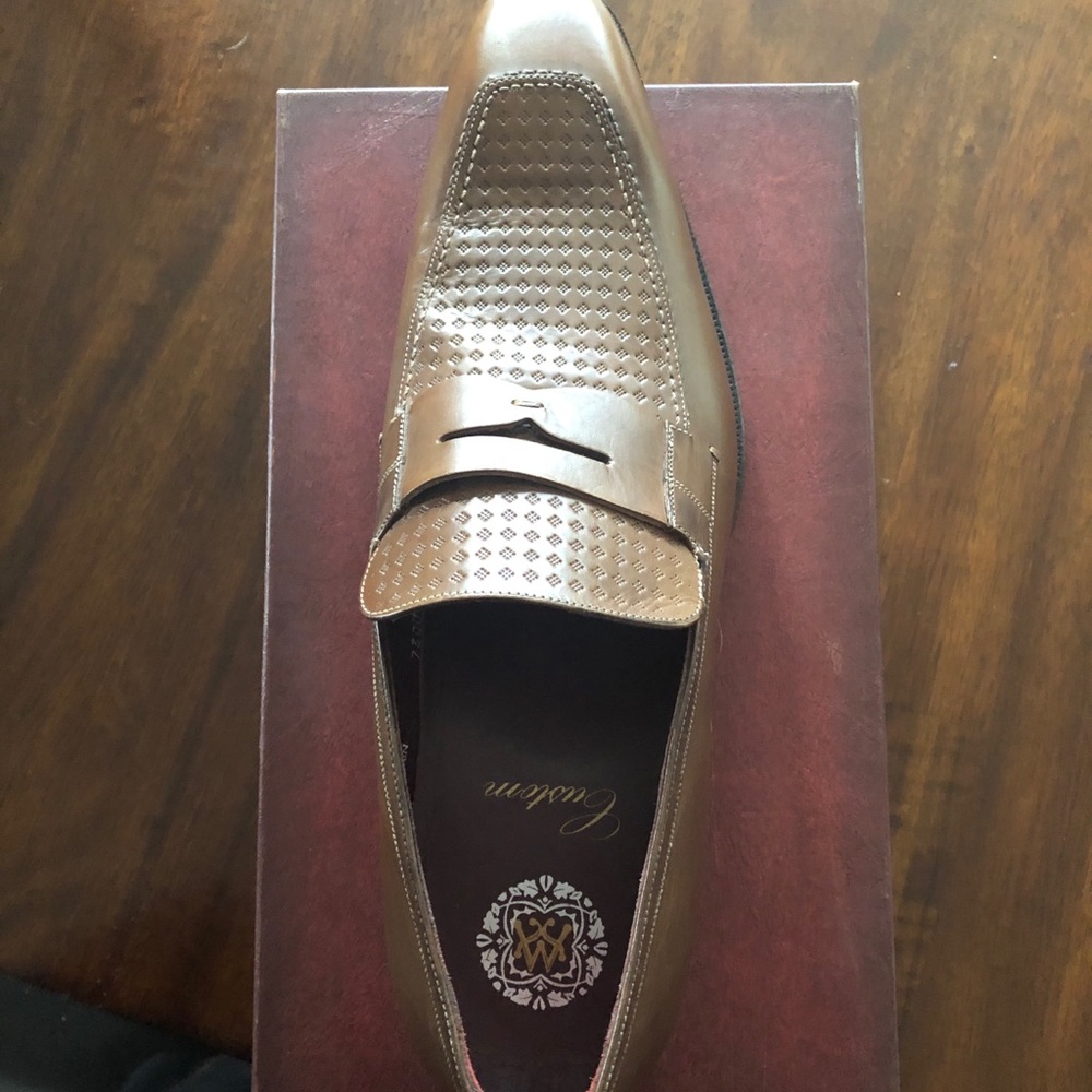 Men’s Mezlan leather loafers